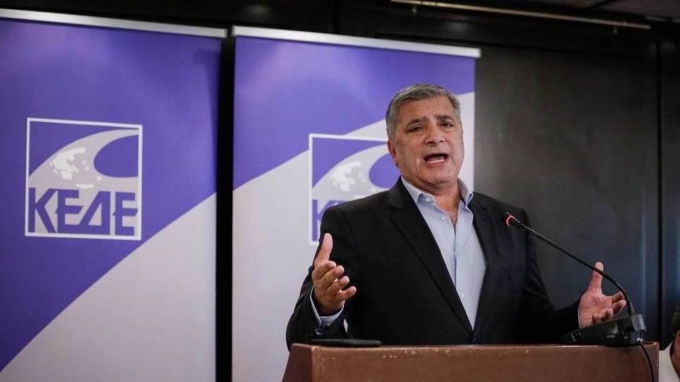 Οργισμένος ο Πατούλης – Σκληρή επίθεση στη Δούρου: «Το θράσος σας δεν έχει όρια»